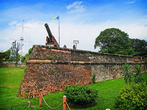 Fort Cornwallis: Una Fortezza Storica con Splendidi Viste sul Mare!