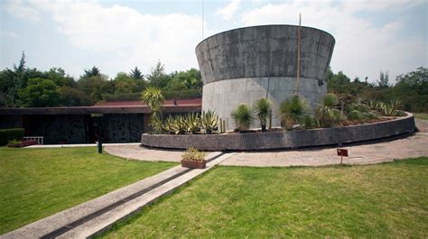  Il Museo del Caracol: Un viaggio enigmatico nel passato Maya!