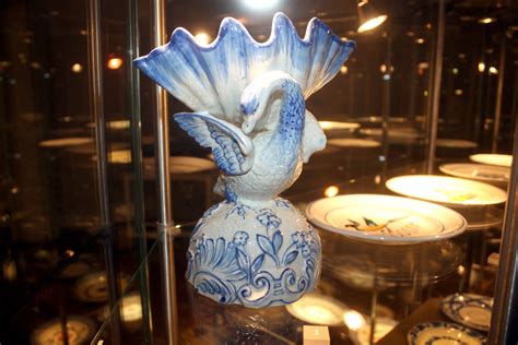 Il Museo della Ceramica di Shantou: Un viaggio attraverso la storia e l'artigianato locale!